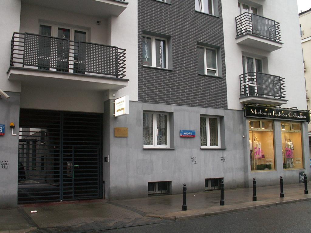 Na Wspolnej Apartament وارسو الغرفة الصورة